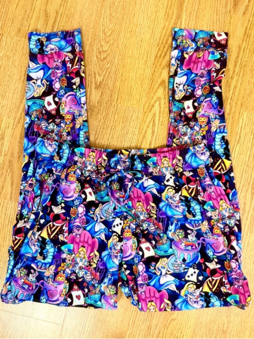 Alice in Wonderland Disney Adult Bamboo Joggers Size Medium Millie Rose